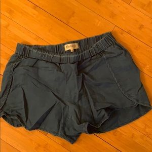 Madewell cotton shorts. Denim color. Size S